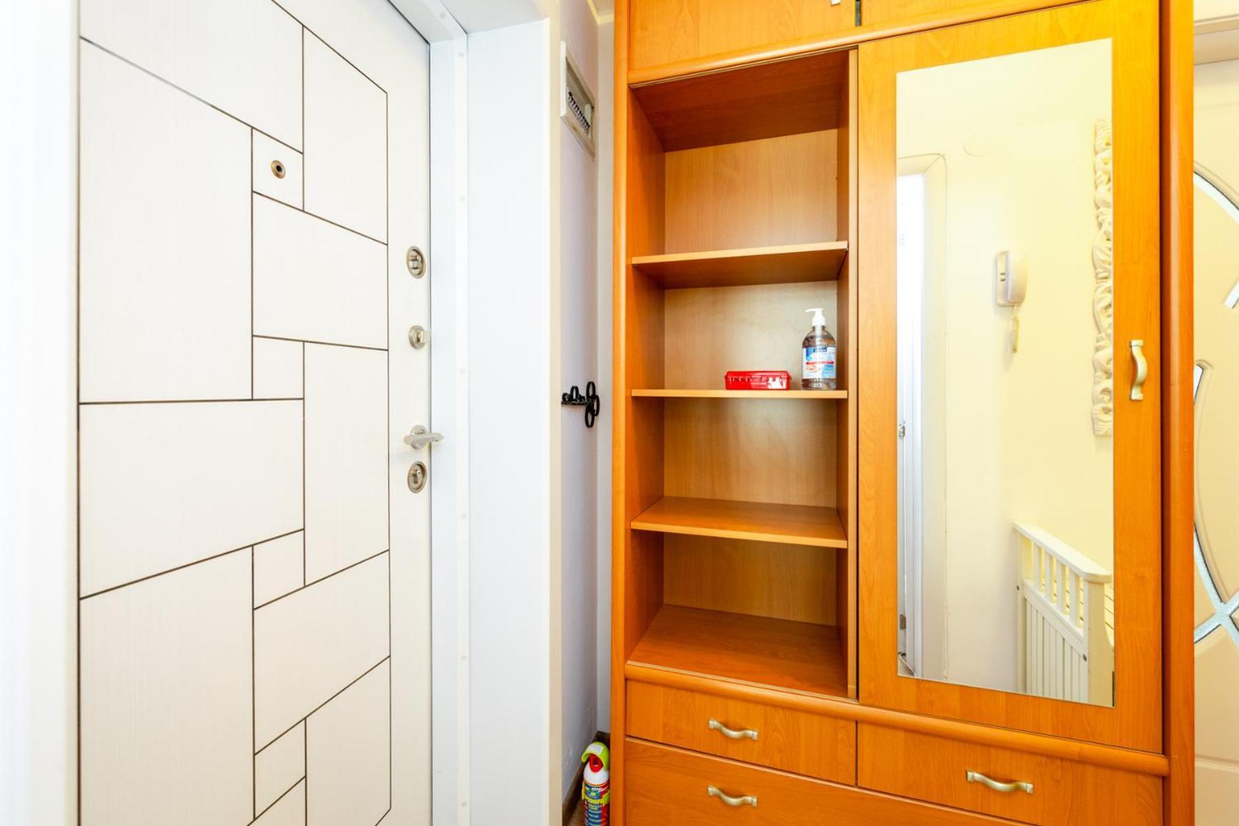 סופיה The White Apartment - Free Parking מראה חיצוני תמונה